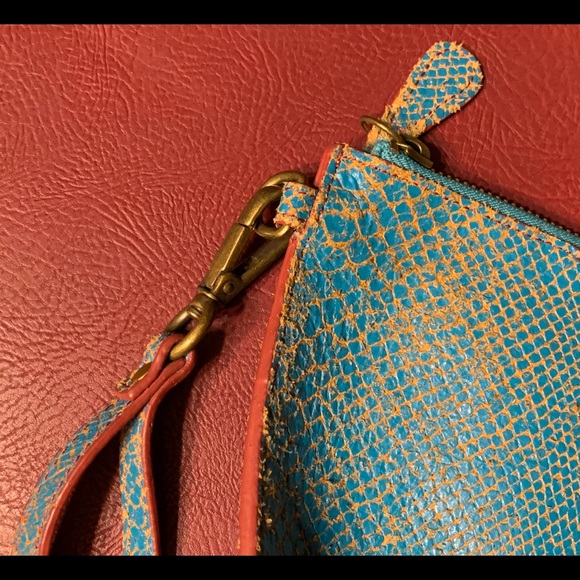 Leibeskind Berlin Leather Charm Clutch - Picture 3 of 4